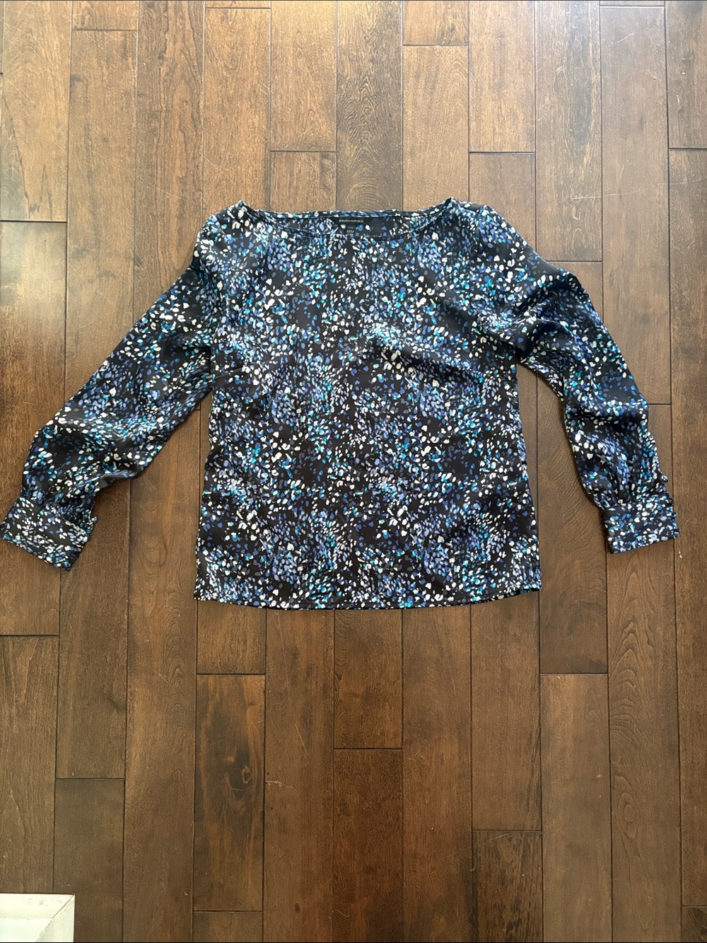 Women's Navy Blue Long-Sleeve Blouse
